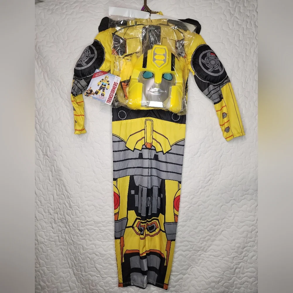 NWT Size Small (4-6) Transformers Bumblebee Kids Costume